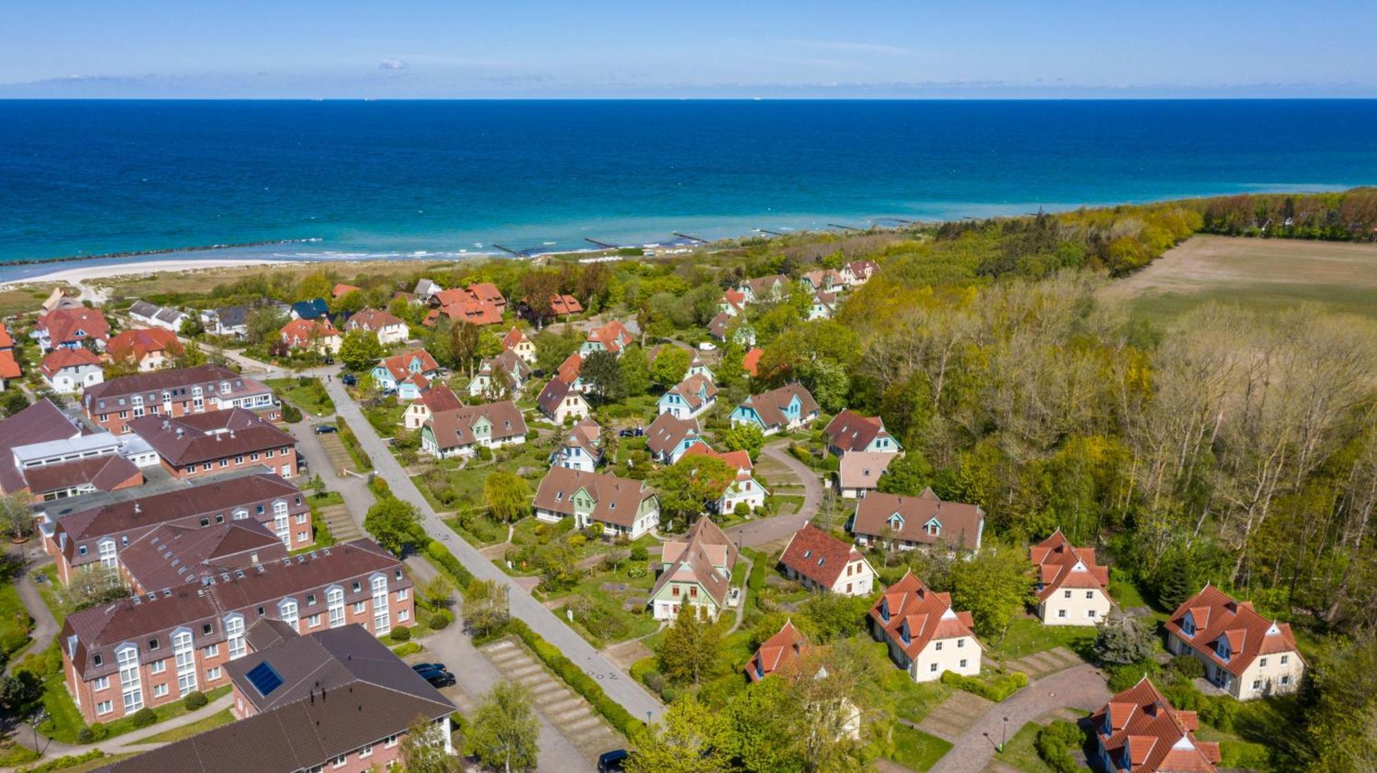 Ferienhaussiedlung Strandperlen Sanddornhof 8A Wustrow  Exterior photo